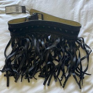 BCBG Blk Fringe “Waist Belt” 🖤 Never Worn 🖤 Sz SM